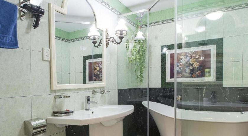 Dragon Hotel Ανόι Εξωτερικό φωτογραφία